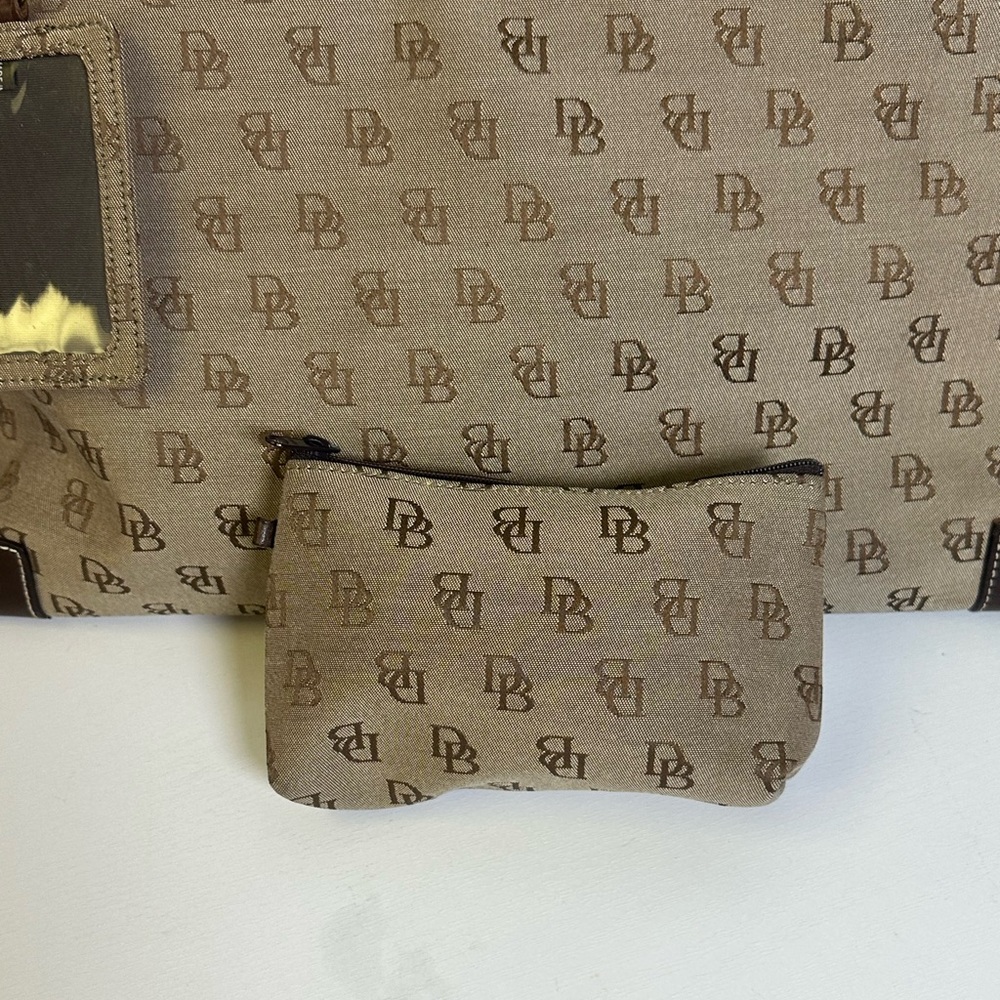 Vintage Dooney & Bourke Anniversary Signature Medium Tote with Leather Trim - Picture 4 of 16